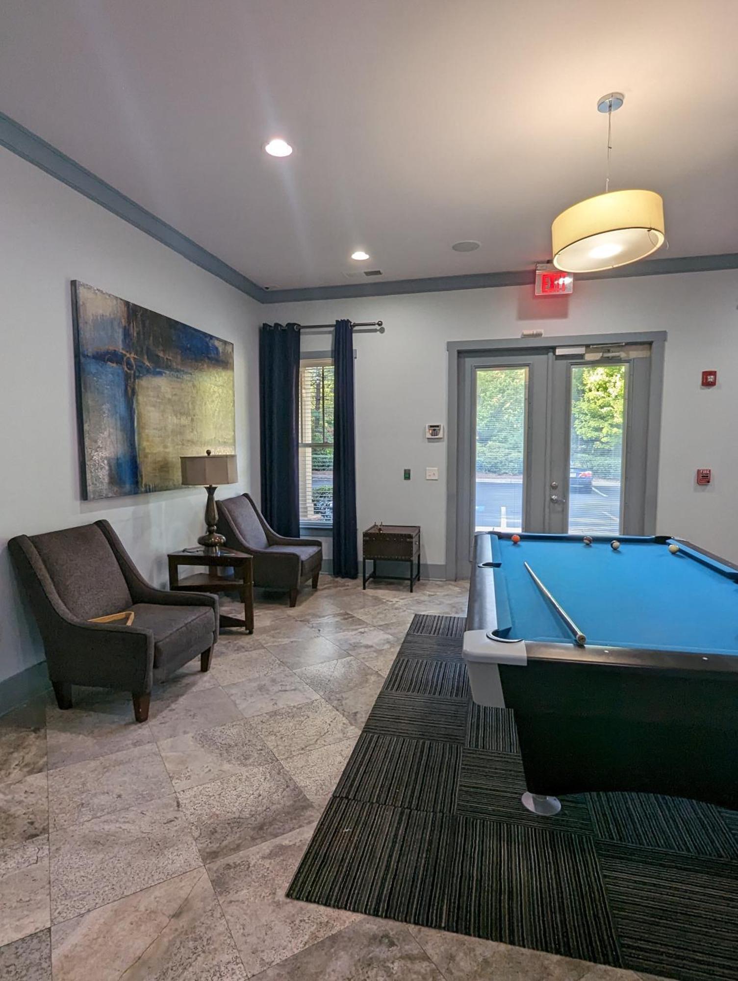 Two Couple Up - Adults Only! Instant Booking Let'S Play Charlotte Exterior photo